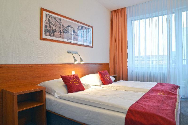 Avanti Hotel Brno Quarto foto